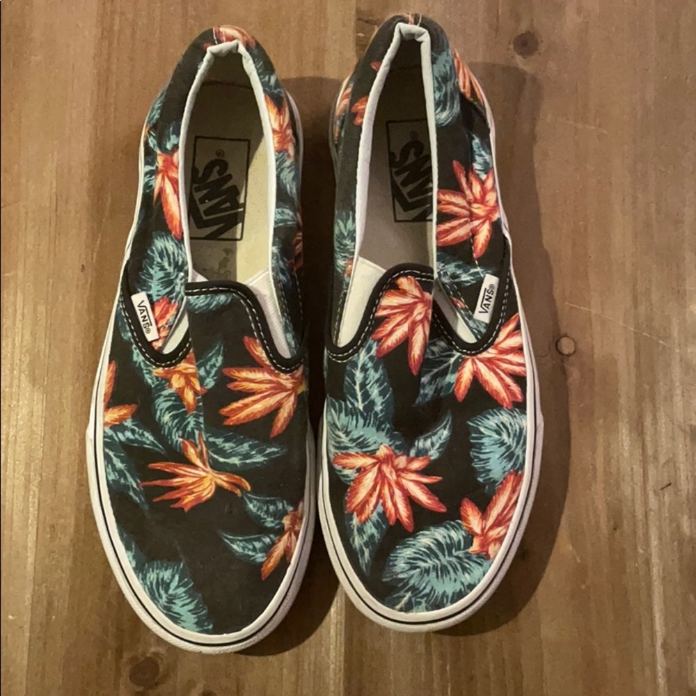 Vans classic slip on Hawaiian floral